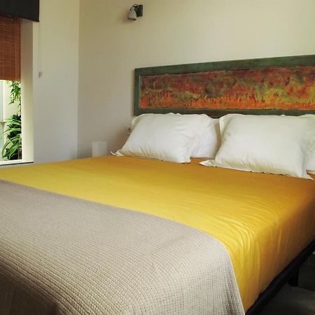 Bungalow Goa Pool View, Playa Roca Residence Sea Front Access - Free Ac - Wifi コスタ・テギセ エクステリア 写真