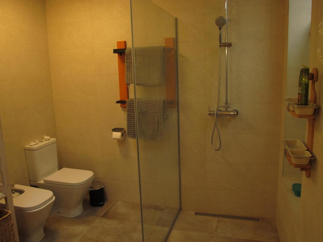 Bungalow Goa Pool View, Playa Roca Residence Sea Front Access - Free Ac - Wifi コスタ・テギセ エクステリア 写真
