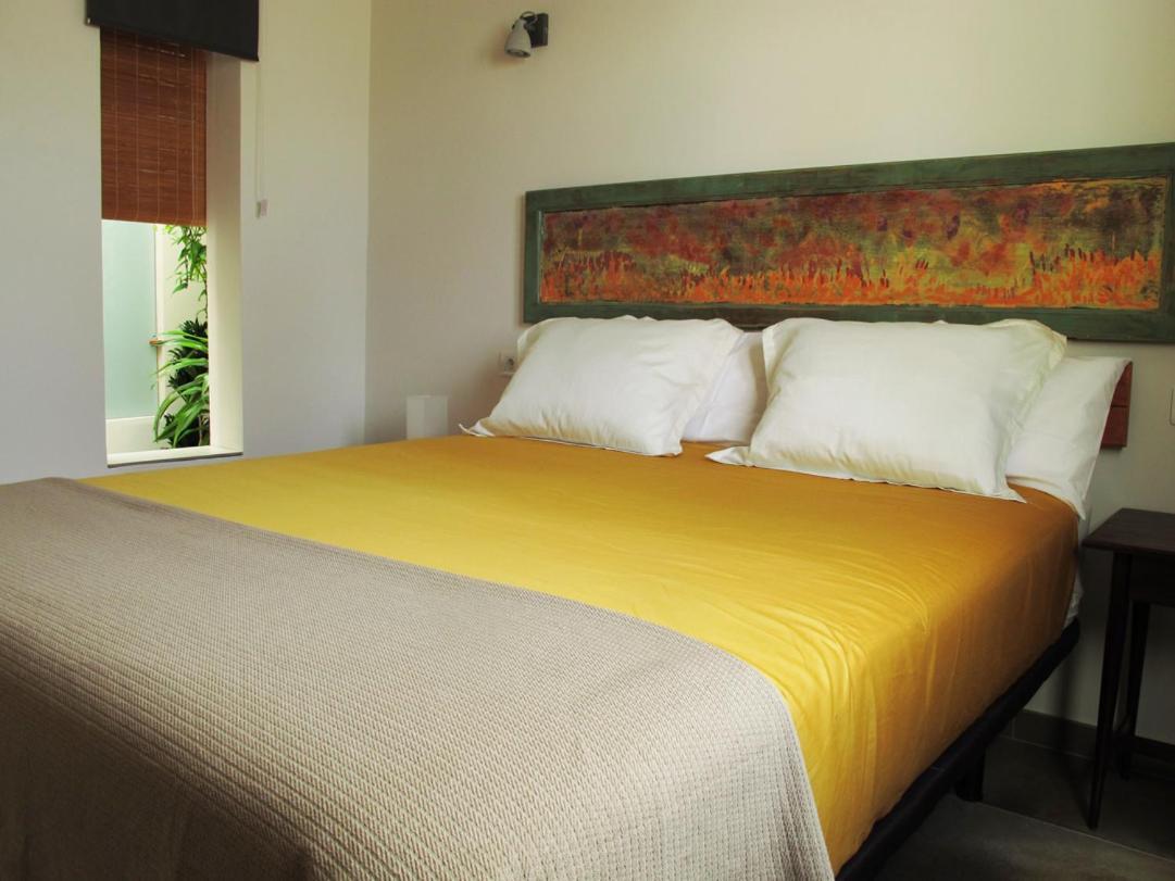 Bungalow Goa Pool View, Playa Roca Residence Sea Front Access - Free Ac - Wifi コスタ・テギセ エクステリア 写真