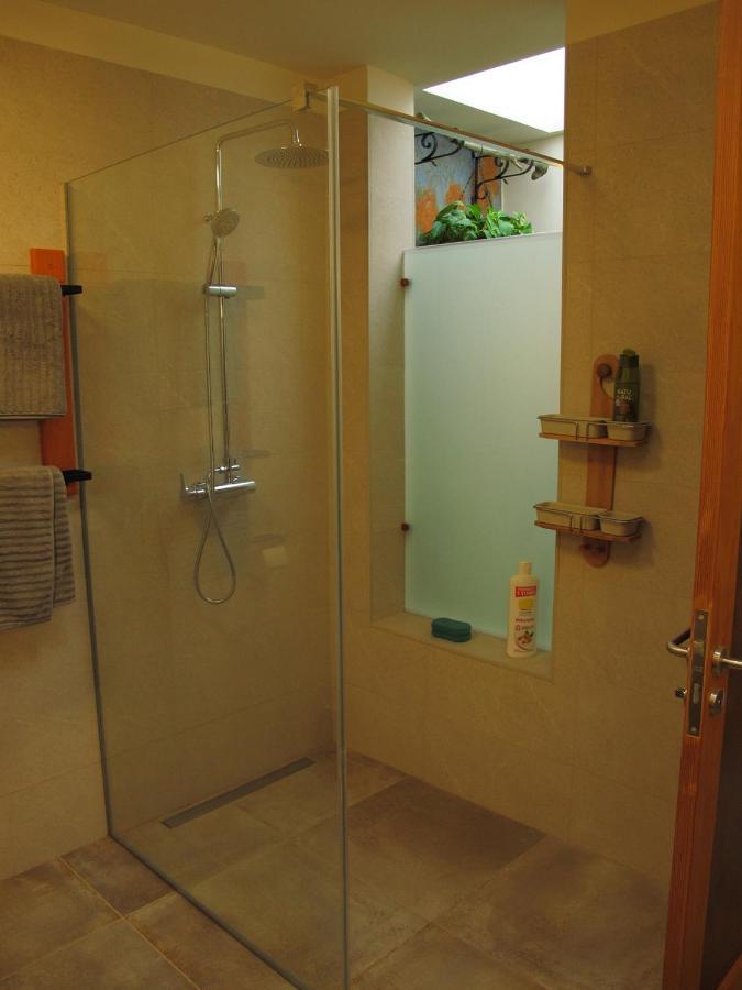 Bungalow Goa Pool View, Playa Roca Residence Sea Front Access - Free Ac - Wifi コスタ・テギセ エクステリア 写真